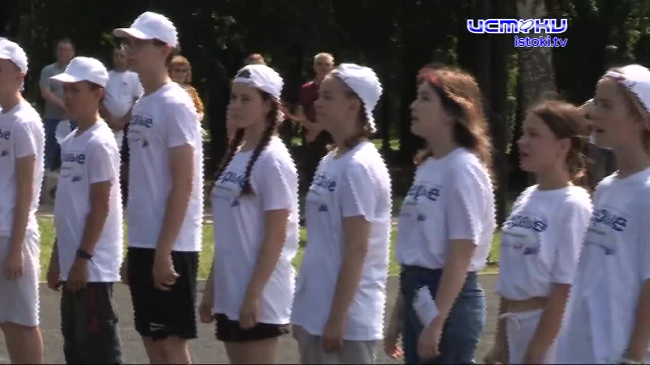 "Зарядка со стражем порядка"!