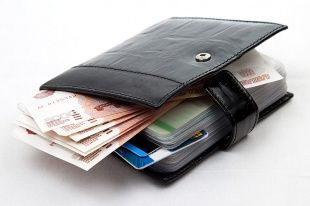 Житель Залегощенского района украл кошелек с деньгами у соседа