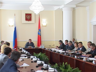 "А где-то по этим колеям еще Пушкин на коляске ездил". Многострадальные дороги и, как следствие, - страшные аварии 