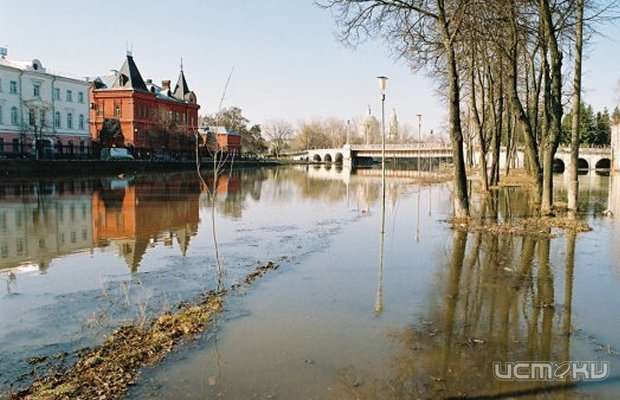 Уровень воды в Оке и Орлике повышается Уровень воды в Оке и Орлике повышается