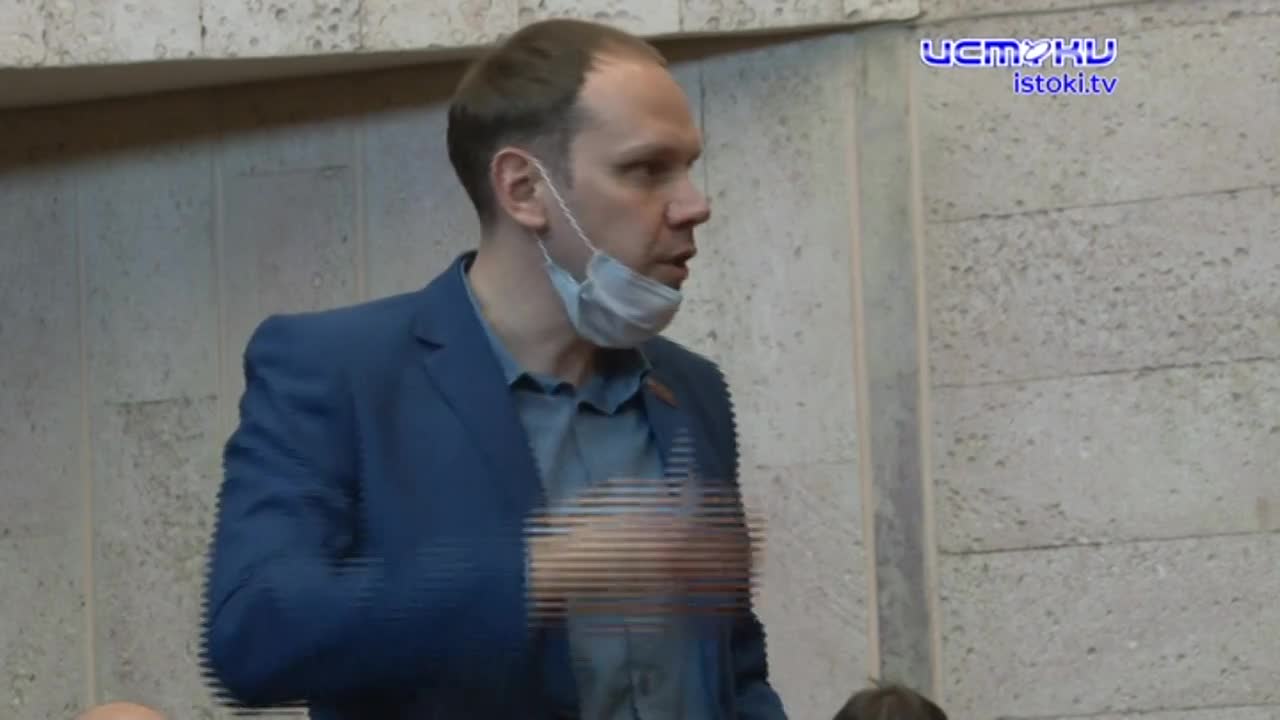 Горсовет провел первую в этом году сессию. За что народные избранники раскритиковали администрацию?