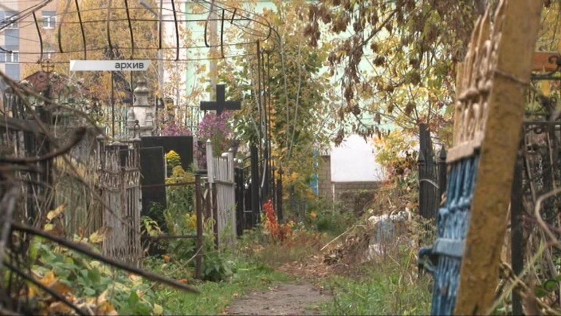 Стал известен состав сухпайков для школьников, а орловские кладбища временно закрыли для посетителей