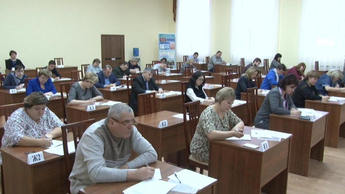 Прочувствовали на себе: орловские родители попробовали сдать ЕГЭ по истории