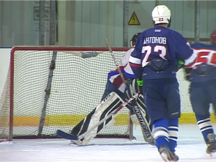 Апрельское золото завоевали орловские хоккеисты