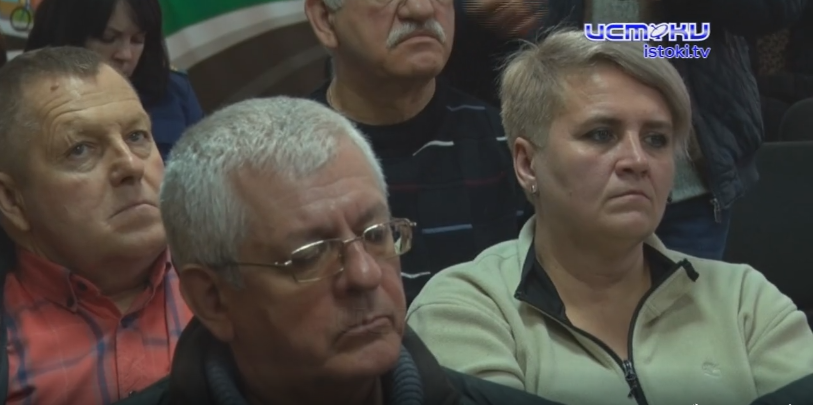 "Мы бы с радостью были готовы выпускать весь состав троллейбусов и трамваев...Но этого не происходит"