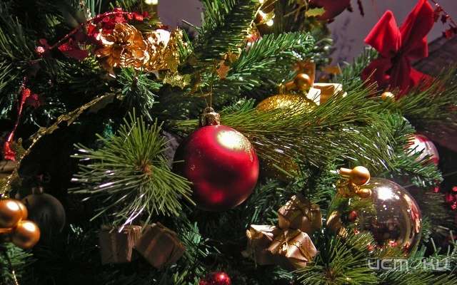 В Орловской области планируется провести более тысячи новогодних мероприятий