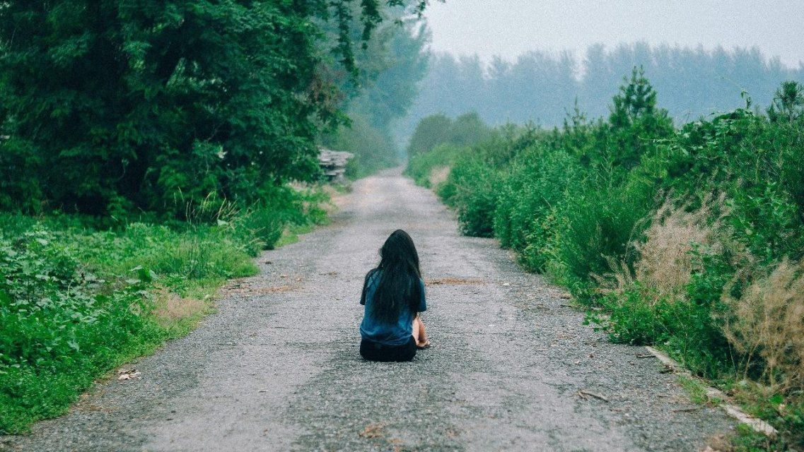 Молодой житель Орловщины избил и ограбил девушку на трассе