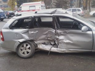 Столкновение двух автомобилей во Мценске
