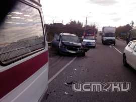 Под Орлом водитель уснул на дороге