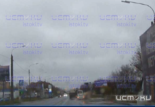 Огромные лужи образовались после дождя на Карачевском шоссе в Орле