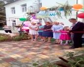 Фоторепортаж: в Орле открылся сенсорный сад для особенных детей