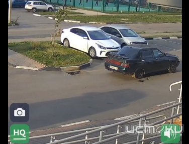 В Орле кража решетки ливневой канализации попала на видео