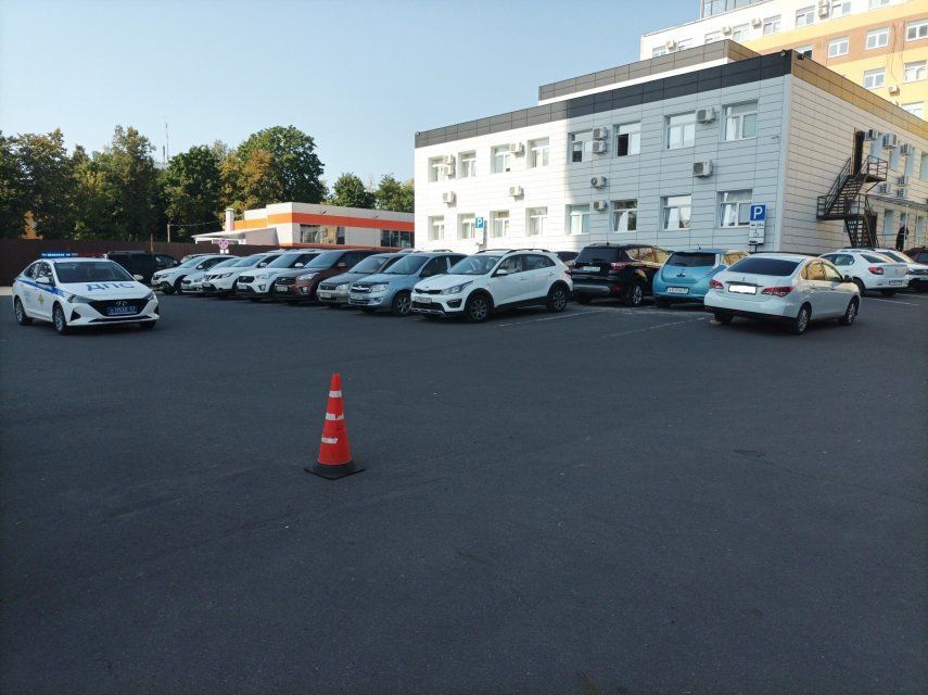 Орловчанку сбил ее собственный автомобиль