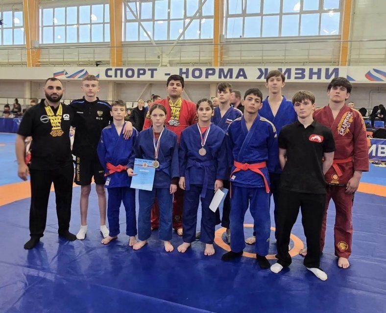Орловские грэпплеры завоевали медали окружных соревнований