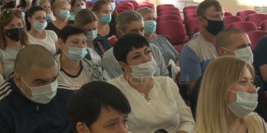 Российское гражданство получили 60 человек. На Орловщине состоялась торжественная церемония принятия присяги гражданами ДНР, ЛНР и Украины