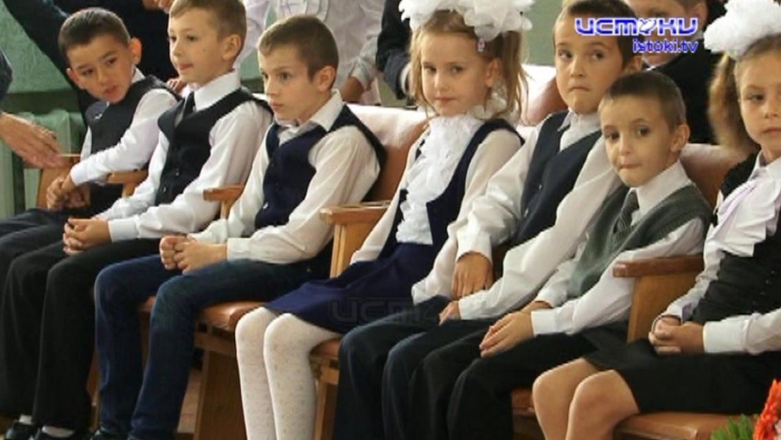 Орловским школьникам продлили учебный год, а детский лагерь переоборудовали под обсерватор 