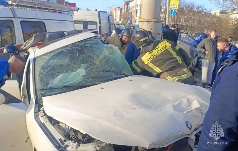 Женщина погибла в ДТП на Тургеневском мосту в Орле