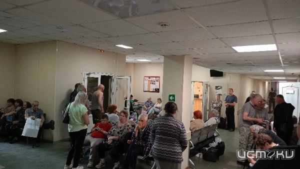  "Очереди, духота, безразличие": приемные покои больниц Орла - зона бедствия! 