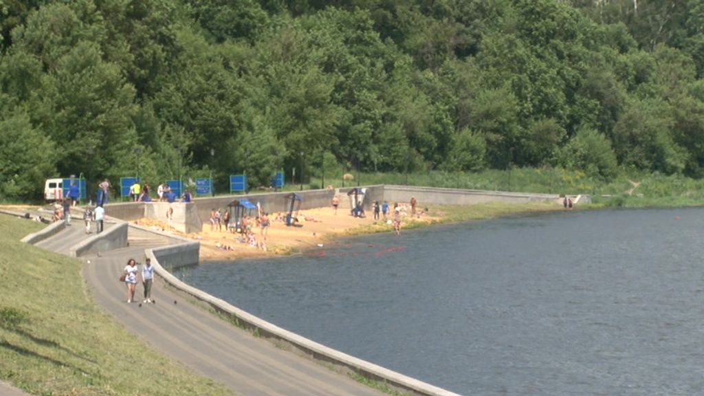 К открытию купального сезона в Орле приняли пляжи с браком