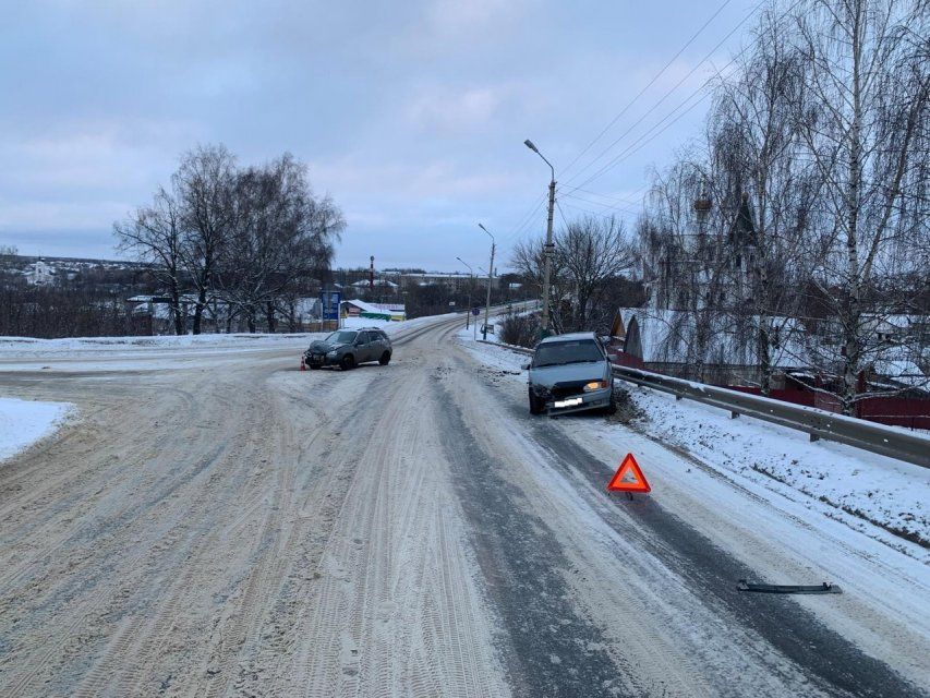 В Мценске столкнулись две Лады
