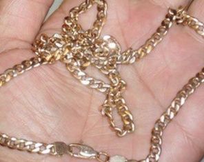 Мать и сын ответят за кражу золота из квартиры во Мценске