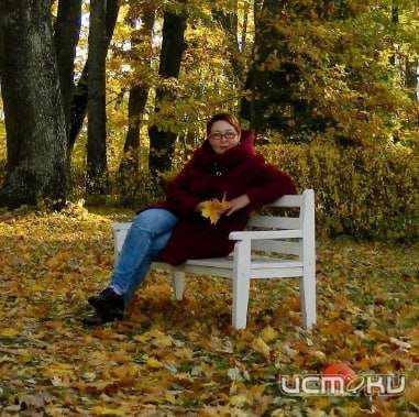 В Орле презентуют первый поэтический сборник фотографа Анны Никитиной «Настроение» (12+)