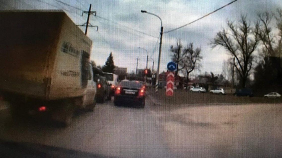 Кто нарушает на Мостовой? Орловчанам разъясняет главный автоинспектор региона