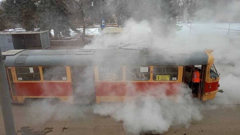 Названы причины загоревшегося накануне трамвая в Орле