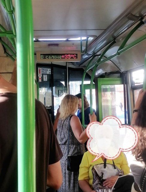 Орловчане задыхаются от жары в автобусах