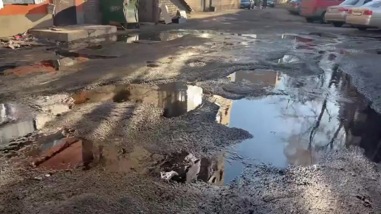 В Орле на ул. Комсомольской появился портал в потусторонний мир