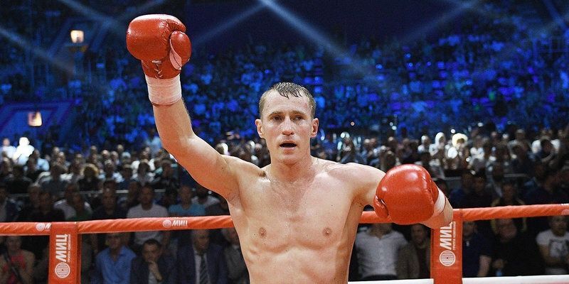 Орловский боксер Эдуард Трояновский стал обладателем пояса чемпиона России в первом полусреднем весе