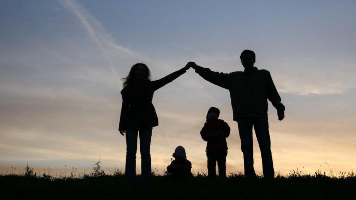 Безработных орловских родителей будут поддерживать до конца года