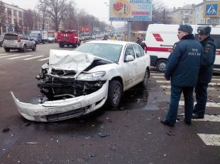 Столкновение двух автомобилей в Орле