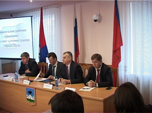 Чтобы было не стыдно, или история о том, как начальник УКХ мэра рассмешил 