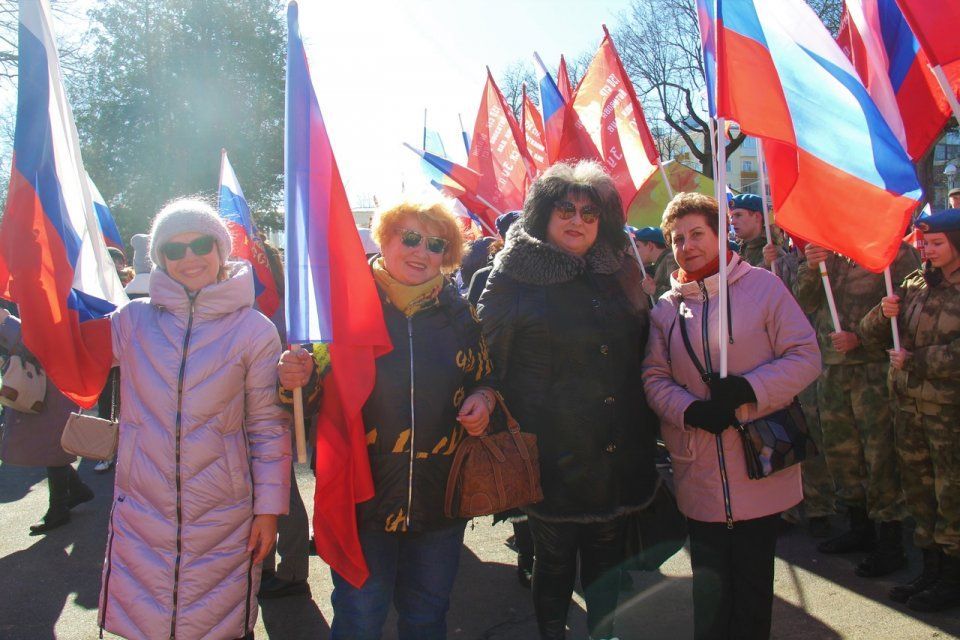 В Орле прошёл митинг-концерт «Крым, Донбасс, Россия – навсегда!»