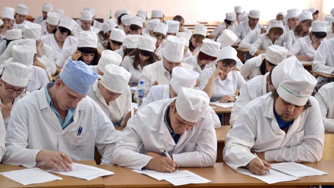 Студентов курского вуза подключили к борьбе с COVID-19 в Орле