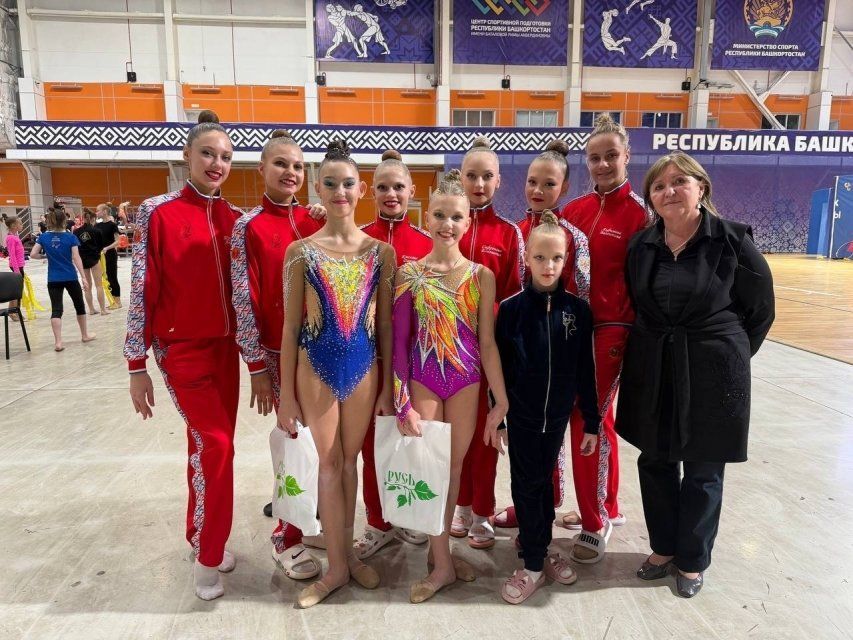 Орловские гимнастки завоевали серебряные медали на Всероссийских соревнованиях “Краса Руси”