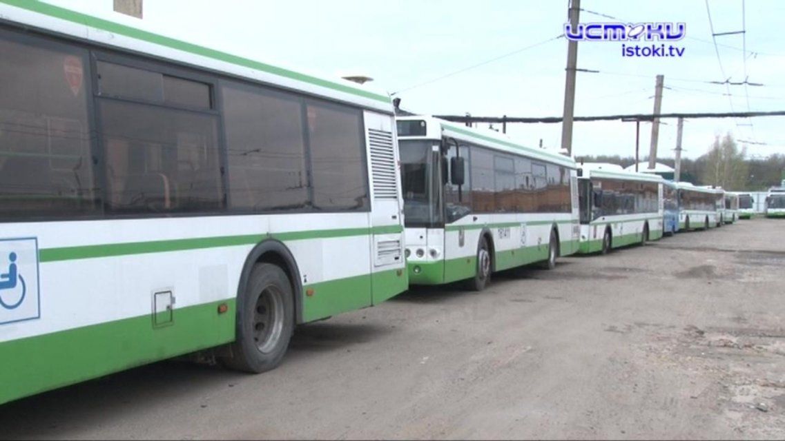 По улицам Орла поехал столичный транспорт, а Герценский мост встал в пробках из-за неудачной настройки светофора 