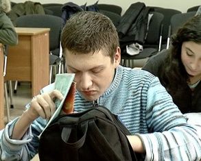 Молодому парню из Орла требуется помощь! 