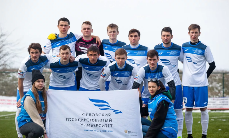 Мужская студенческая команда по футболу "ОрелГУ" сейчас проводит свои матчи 10-12 тура высшего дивизиона А Чемпионата Национальной студенческой лиги