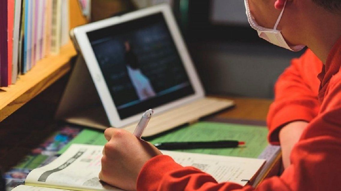 В Орловской области 13 школ полностью перешли на дистанционку