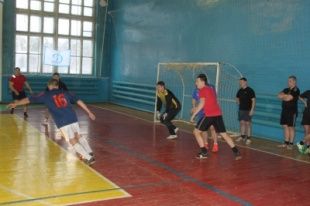 В УМВД проходит отборочный этап турнира по мини-футболу