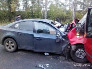 Число пострадавших в ДТП с микроавтобусом выросло до 11