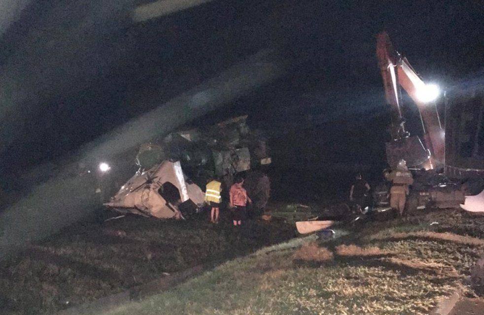 При столкновении комбайна и фуры на Орловщине погибли оба водителя