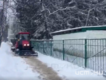 Отчёты расходятся с реальностью. Чиновники твердят - улицы чистятся от снега, а жители не видят результатов работы