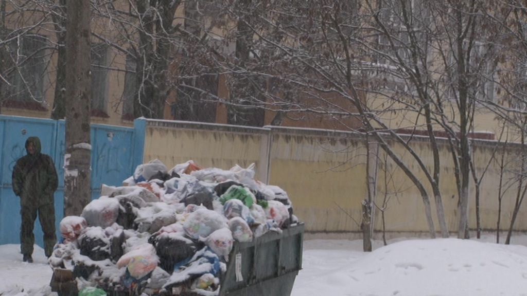 Железнодорожный район Орла утопает в мусоре