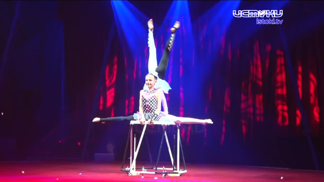 Как всегда новая программа, немного волшебства и рекордсменка мира