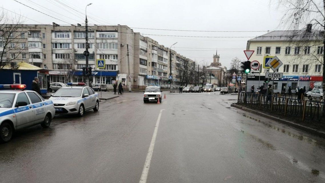 В Орле попавший под «пятерку» пешеход отделался ушибами 