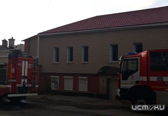 На ул. 1-й Посадской в Орле загорелись стройматериалы в офисном здании