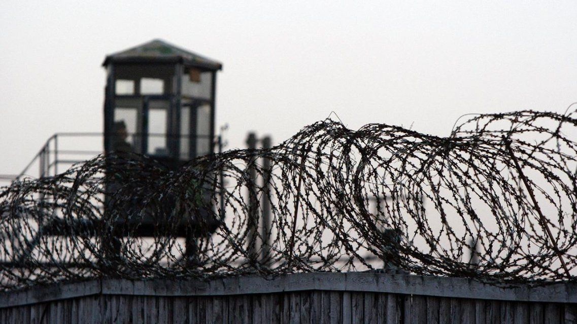 Бывшая надзирательница мценской колонии получила условный срок за избиение осужденной